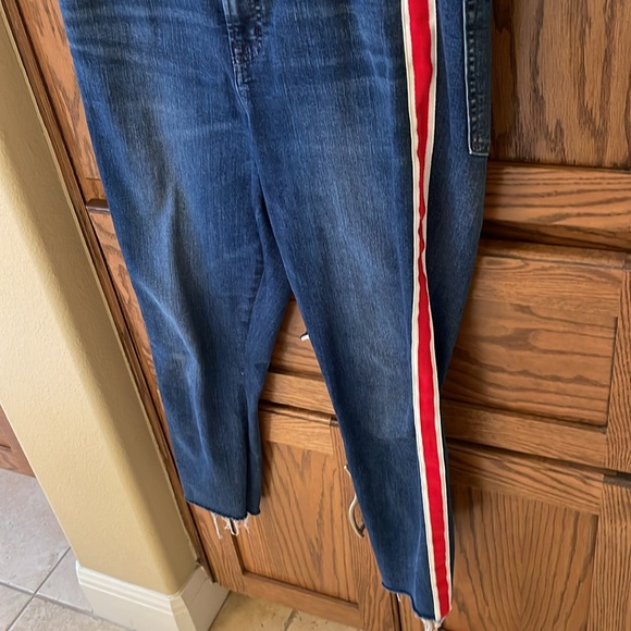 GAP Red Stripe True Skinny Jeans EUC - Picture 4 of 10